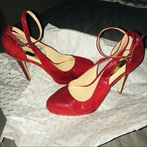 INC International Concepts Red Snakeskin Ankle Strap Stiletto Heel Valentines